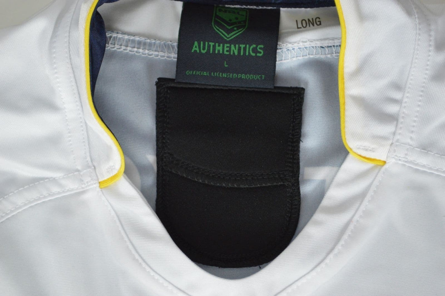North Queensland Cowboys 2015 NRL No.12 Player Issue Home Jersey GPS pocket