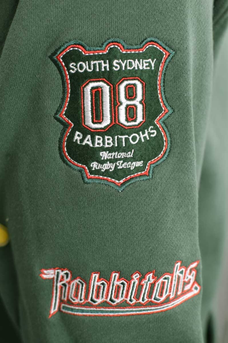 South Sydney Rabbitohs 2023 NRL Mens Team Badge Hoodie