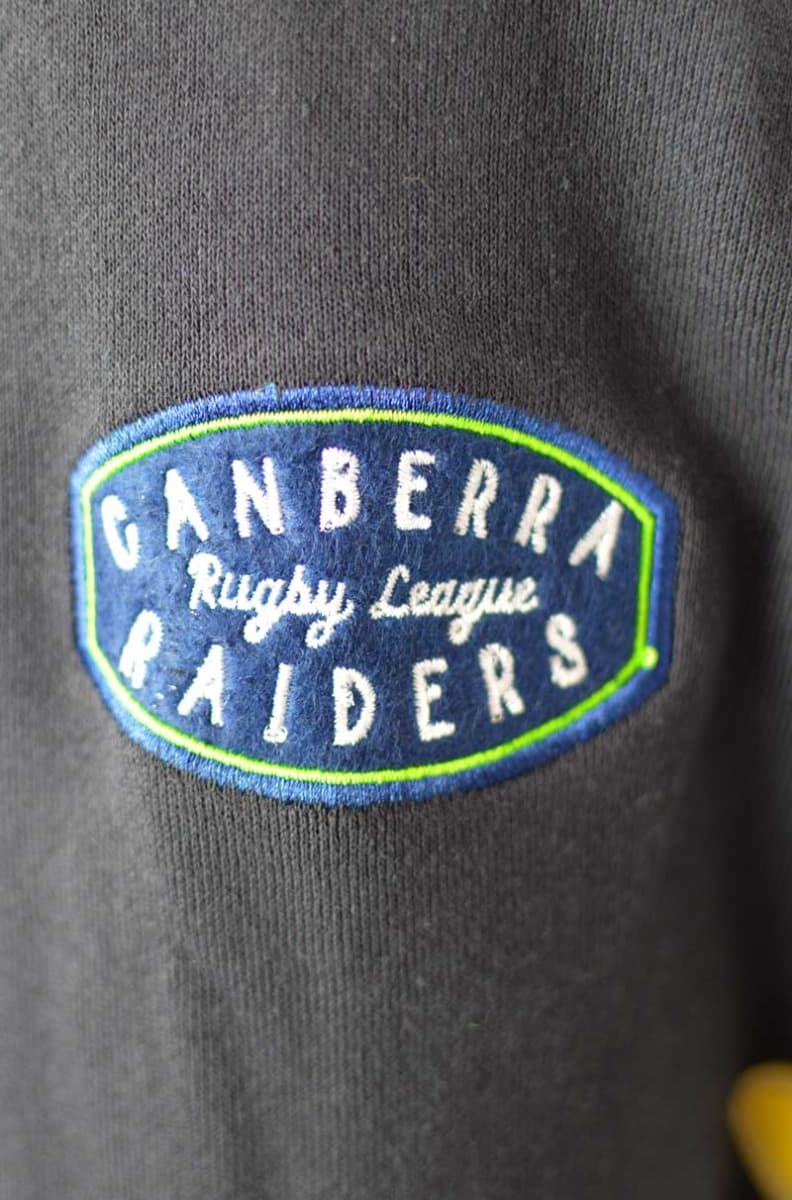 Canberra Raiders 2023 NRL Mens Team Badge Hoodie