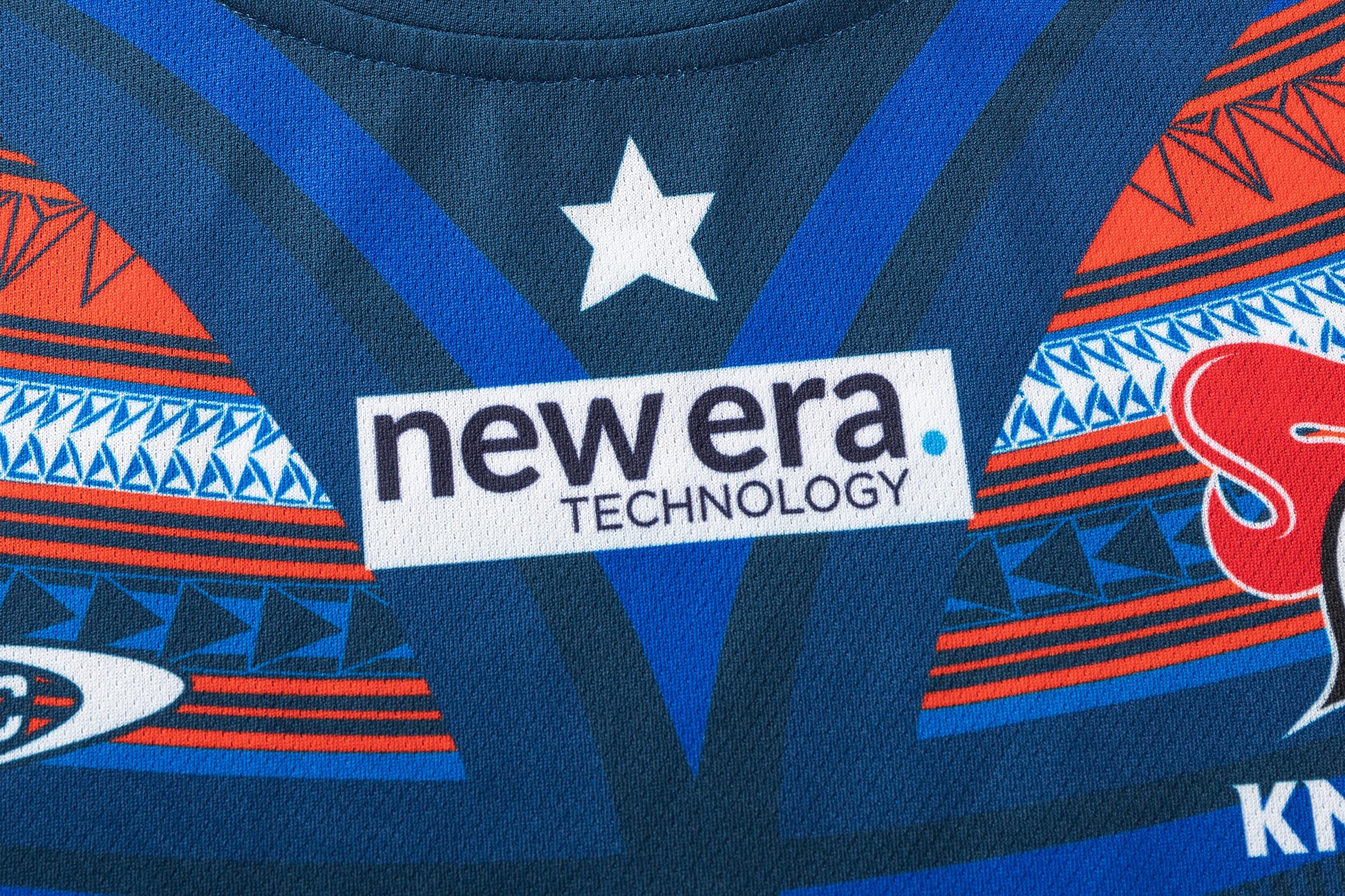 Newcastle Knights 2026 NRL Mens Warm Up Shirt