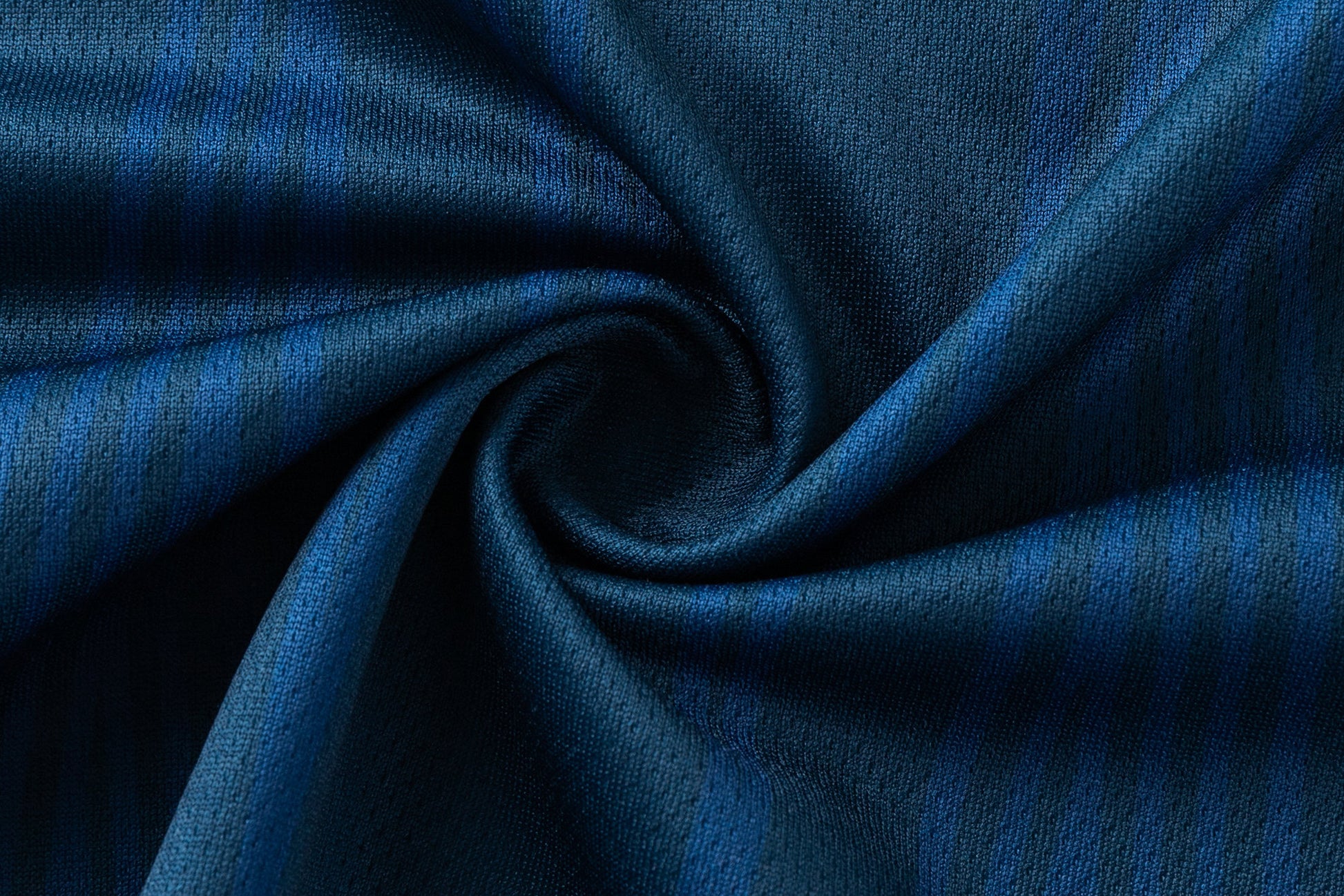 Newcastle Knights 2026 NRL Mens Warm Up Shirt