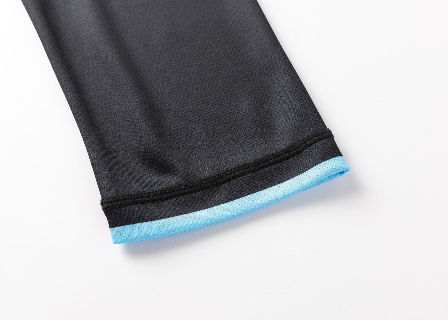 Cronulla Sharks 2025 NRL Mens Long Sleeve Training Shirt