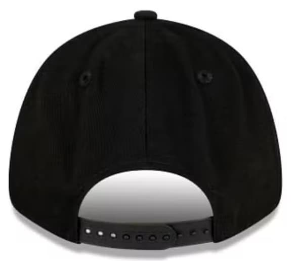 Cronulla Sutherland Sharks Black on Black 9FORTY Snapback Cap